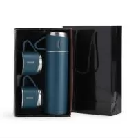 Kit Garrafa com Caneca Personalizado