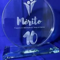 Troféu de cristal ou vidro Personalizado